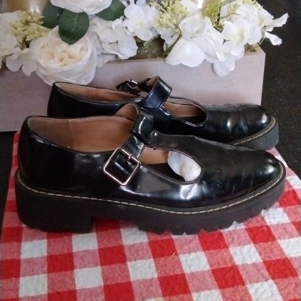 Madden Girl Black Chunky Flats